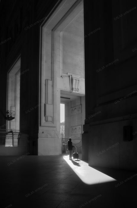 Urban threshold